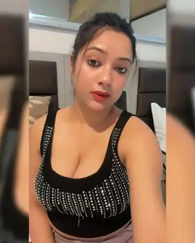 Call Girls Service Rajula